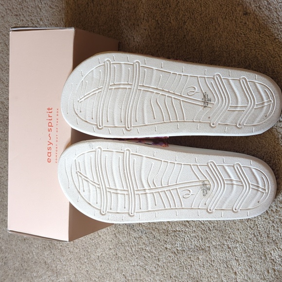 Easy~Spirit Travelvomfy2 - Picture 3 of 4